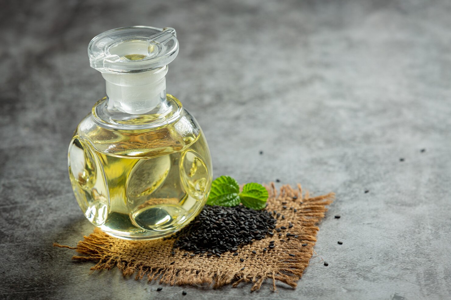 Kalonji Oil (Black Seed Oil)